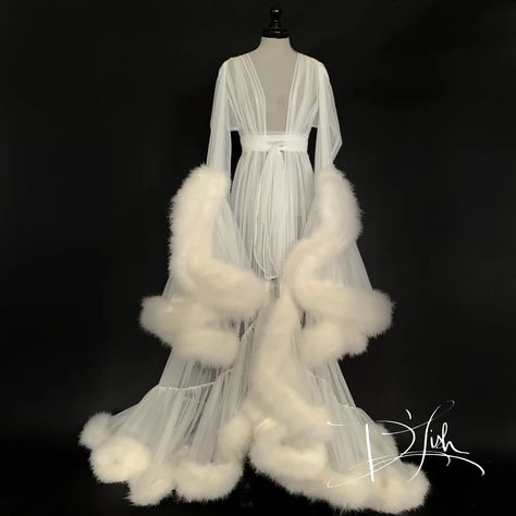 Fancy Robes, Wedding Nightgown, Long Bridal Robe, Sleeping Gown, Feather Gown, Night Gown Dress, Robe Wedding, Luxury Loungewear, Bridal Robe