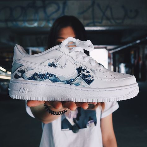 Fully hand-painted recreation of the great waves off kanagawa by Hokusai   SHIXIAN on Instagram: “'Hokusai Wave' on AF1  Size UK 4.5 Acrylic leather paint Other customs available upon request” Custom Painted Shoes, Custom Shoes Diy, Nike Shoes Air Force, Tutorial Hijab, Custom Nike Shoes, Air Shoes, Nike Air Shoes, Custom Nike, Fresh Shoes