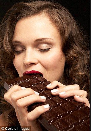 People who admitted eating large amounts of chocolate had, on average, far lower levels of fat over their bodies Mothers Day Chocolates, I Love Chocolate, Love Chocolate, Chocolate Bar, Chocolate Lovers, Dark Chocolate, Chocolates, A Table, Sweet Tooth