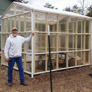 Extend your growing season with these cheap and easy DIY Greenhouse ideas. There are full tutorials and plans for cold frames, a-frames, lean-to's, miniature greenhouses, and much more. Many of these greenhouses use cheap building materials like pallets and repurposed materials like windows or doors. There are different size greenhouse projects to choose from, so whether you have tons of space or are looking for small greenhouse ideas, there are plenty of backyard greenhouse ideas for everyone. Diy Greenhouse Windows Building, Easy Cheap Greenhouse, Screened In Greenhouse, Free Diy Greenhouse Plans, Diy Wood Greenhouse Plans, Shelving In Greenhouse, Greenhouse Lean To Shed, Building A Greenhouse Cheap, Turning A Shed Into A Greenhouse