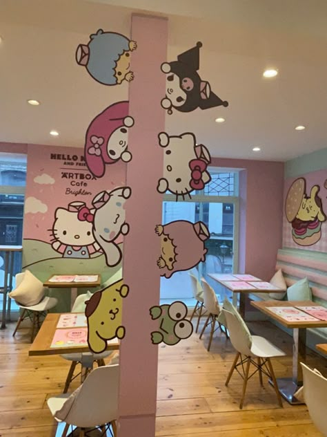 San Rio Birthday Theme, Sanrio Birthday Party Ideas Aesthetic, Sanrio Birthday Party Aesthetic, Sanrio Classroom, Hello Kitty Classroom, Sanrio Hotel, Sanrio Birthday Theme, Sanrio Baby Shower Theme, Sanrio Birthday Party Decorations