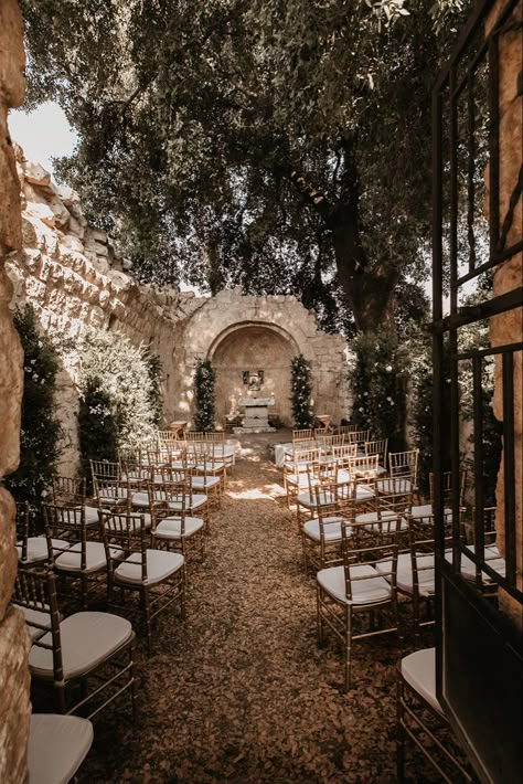 Sedona Wedding Ceremony, European Chapel Wedding, Italian Chapel Wedding, Italy Church Wedding, Old Money Wedding Ceremony, Outdoor Chapel Wedding, Pretty Church Wedding, Old Chapel Wedding, Italian Church Wedding