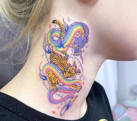 Tatuaje Studio Ghibli, Dragon And Tiger, Japanese Dragon Tattoo, Funky Tattoos, Filmy Vintage, Purple Sage, Dragon Tattoo Designs, Tiger Tattoo, Dream Tattoos