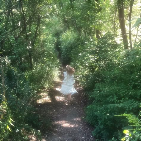 Girl running in the forest Running In Garden Aesthetic, Running In Grass Aesthetic, Running Through Forest Aesthetic, Running Forest Aesthetic, Man In The Woods Aesthetic, Dancing In A Forest, Running In Nature Aesthetic, Dancing In The Forest Aesthetic, Running In Woods Aesthetic