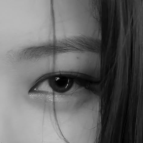 Photos Of Eyes, Eyes Wallpaper, Jennie Icon, Blackpink Poster, Profile Pictures Instagram, Jen Videos, Jennie Ruby Jane, Ruby Jane, Jennie Kim Blackpink