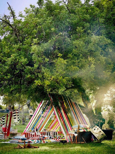 Ikea Tent, Diy Party Tent, Diy Wedding Tent, Diy Tent, Outdoor Dinner Parties, Backyard Picnic, Diy Canopy, Outdoor Dinner, Wedding Tent