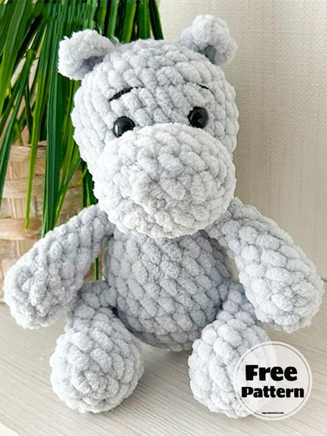 Hippo Amigurumi, Crochet Totoro, Crochet Elephant Pattern, Crochet Hippo, Amigurumi Today, Plush Crochet, Crochet Bear Patterns, Easy Crochet Animals, Crochet Animals Free Patterns