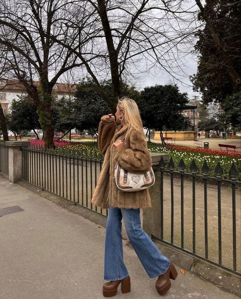 Estilo Indie, Autumn Fits, Cold Weather Outfits, Mode Inspo, Hippie Outfits, Outfit Inspo Fall, Mode Vintage, Style Outfits, Fall Winter Outfits