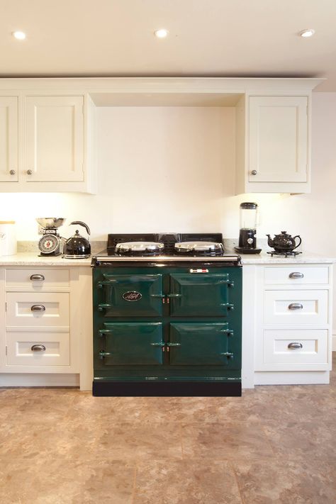 AGA Aga In Modern Kitchen, Aga Colours, Country Kitchen Aga, Aga Fridge, Kitchen Aga, Green Aga, Aga Kitchen, Aga Cooker, Dark Green Kitchen