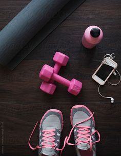 Best Workout Songs, Gym Photography, Fitness Wallpaper, How To Get Motivated, Workout Songs, Gym Photos, Gym Aesthetic, Fitness Photos, Fitness Photography