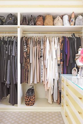 Pieces are organized by color, coordinating bags are within reach, and summer clothes now live in a closet in the guest room. At long last, Gayle can see exactly what she has. Which happens to be peace of mind and the ability to get dressed with ease. Organiser Son Dressing, Brick Bbq, Dance Room, Dressing Design, Ikea Closet, Closet Hacks Organizing, Organized Closet, Dream Closets, Dressing Rooms