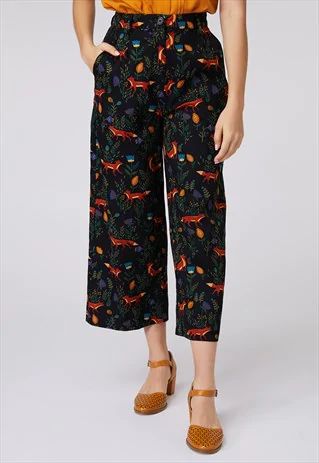 Princess Highway Black Foxy Culottes | Dangerfield.online | ASOS Marketplace Fox Dress, Sweet Clothes, Princess Highway, Women Trousers, Quirky Fashion, Floral Pants, Office Outfits, Trousers Women, Pretty Outfits