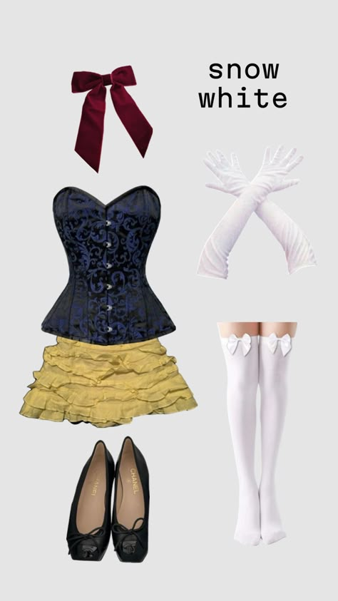 Snow White Halloween, White Halloween Costume, Snow White Halloween Costume, Badass Halloween Costumes, White Halloween Costumes, Horror Halloween Costumes, Classy Halloween Costumes, Snow White Costume, Classic Halloween Costumes