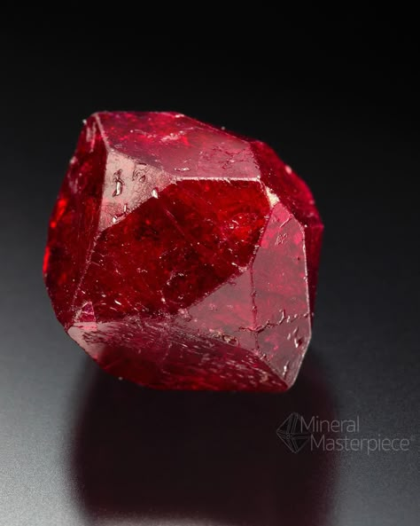 Spinel - Mogok, Burma (Myanmar) - 1.4cm — . Photo Credit: #mineralmasterpiece Raw Gemstones Rocks, Red Gems, Burma Myanmar, Power Stone, Cool Rocks, Sticks And Stones, Gemstones Crystals, Rock Collection, Minerals And Gemstones