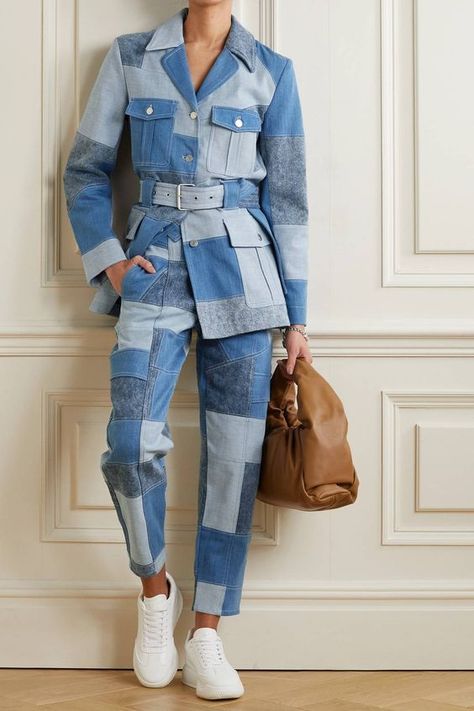 Ropa Upcycling, Net Sustain, Patchwork Clothes, Denim Inspiration, Denim Ideas, Denim On Denim, Upcycle Jeans, Destroyed Denim, Patchwork Jacket