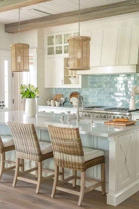 Beach House Interior Kitchen, Beach Kitchen Ideas, Beachy Kitchen, Beach Cottage Kitchen, Modern Coastal Kitchen, Coastal Kitchens, Yellow Kitchen Cabinets, Beach House Kitchen, Beach Style Kitchen