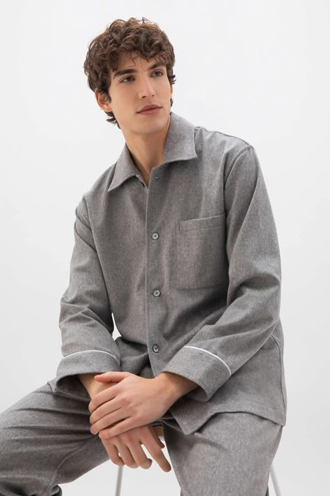 Dagsmejan, Sunspel, Desmond and Dempsey, and Johnstons of Elgin are the brands featured in this article on stylish pyjamas. Men Homewear, Cashmere Pajamas, Lounge Wear Men, Mens Pyjama Bottoms, Lounge Wear Summer, Cashmere Loungewear, Stylish Pajamas, Mens Cashmere, Mens Pajamas