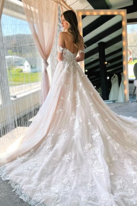 Wedding Dresses Floral Lace, Wedding Dress Floral Lace, Wedding Dress Long Train, Sophia Tolli Wedding Dresses, Sophia Tolli, Long Train Wedding Dress, Fairy Tale Wedding Dress, Floral Wedding Dress, Cute Wedding Dress