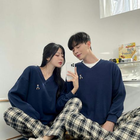 Matching Fits Couples Korean, Couple Matching Nightwear, Korean Couple Fashion Outfits, Matching Korean Outfits, Korean Matching Outfits Couple, Couple Pjs Matching Aesthetic, Matching Clothes Couple Aesthetic, Matching Pjs For Couples Aesthetic, Cute Couple Outfits Korean