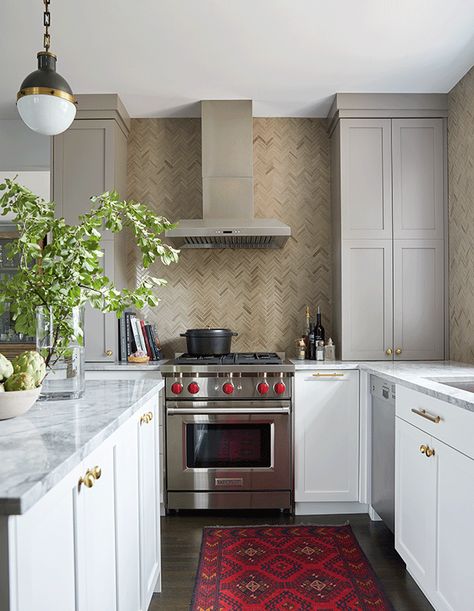 Step Inside Designer Ashley Shaanan's Elegant Georgian Home In Montreal - House & Home Beveled Subway Tile Backsplash, White Herringbone Backsplash, Classic Backsplash, White Beveled Subway Tile, Backsplash Herringbone, Popular Kitchen Designs, Beveled Subway Tile, White Subway Tile Backsplash, Wood Floor Kitchen