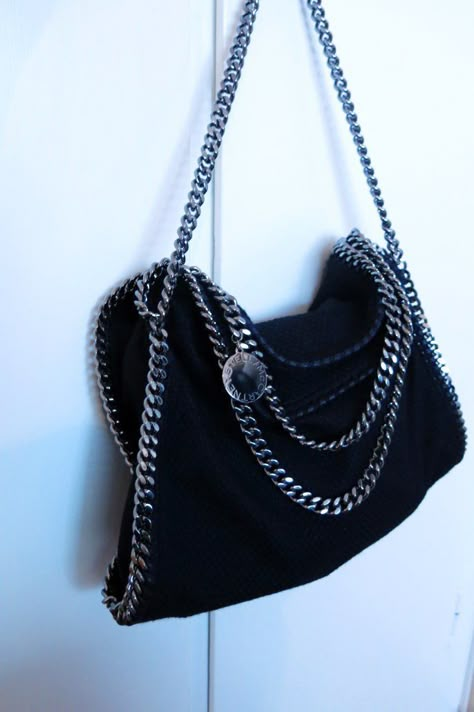 Stella Mccartney Bag Falabella, Stella Bag, Stella Mccartney Falabella, Stella Mccartney Bag, Dream Bags, Denim Chic, Handbag Heaven, Stockholm Fashion, Purse Accessories