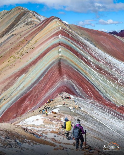 The Best Rainbow Mountain in Peru: Vinicunca, Palccoyo, or Pallay Punchu? Manchu Pichu Peru, Rainbow Mountains Peru, Salkantay Trek, Colorful Mountains, Rainbow Mountain, Inca Trails, Art Project Ideas, Scenic Beauty, Enjoy Nature