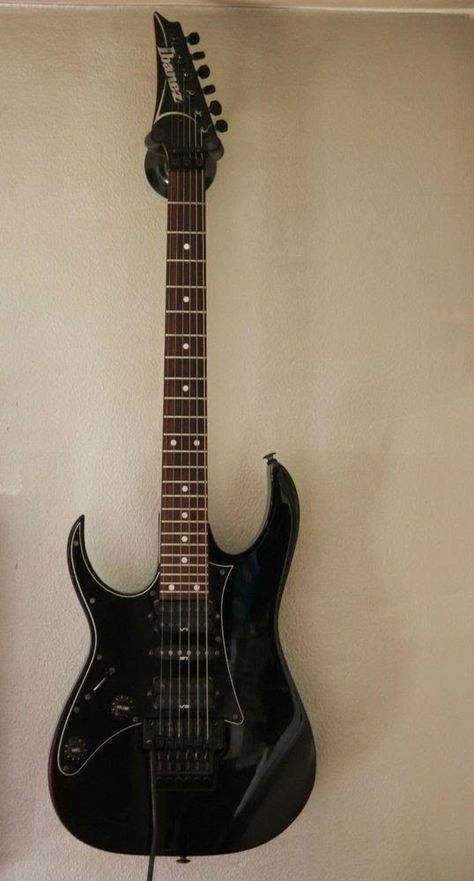 Left Handed Electric Guitars, Left Handed Guitar, Lefty Guitars, Ibanez Rg, Studio Setup, Guitar Picks, Music Studio, Guitar Lessons, Electric Guitars