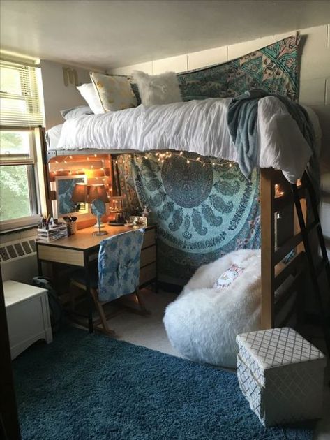 Lofted Beds, Idea Bilik Tidur, Reka Bentuk Bilik Tidur, A Loft Bed, Small Apartment Bedrooms, College Bedroom, Stylish Bedroom Design, Dorm Room Storage, Hiasan Bilik Tidur