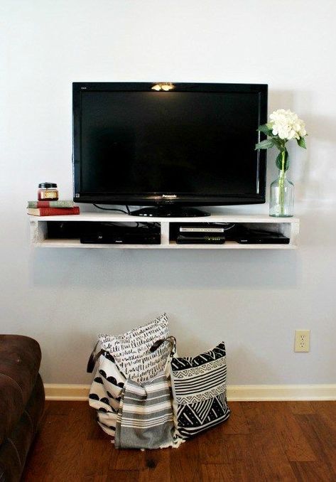 How to Build a Floating Shelf for your TV--free building plans and tutorial to make this modern floating TV Shelf Floating Shelf Tv Stand, Cat Wall Shelves Diy, Tv Floating Shelves, Office Shelf Decor, Floating Shelf Under Tv, Shelf Under Tv, Floating Shelves Tv, Wall Mount Tv Shelf, Mirrors Bedroom