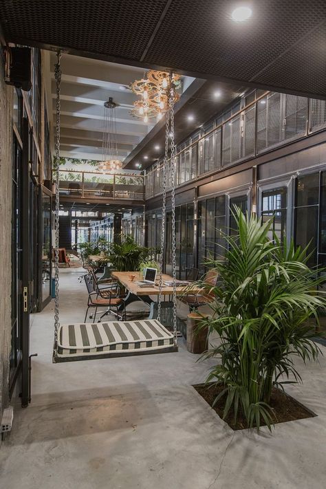 Another Look Inside Kolektif House’s Coworking Space - Officelovin Warehouse Office Design, Industrial Office Space, Coworking Space Design, Commercial Office Design, Warehouse Office, Industrial Office Design, Cool Office Space, Office Design Inspiration, Loft Office