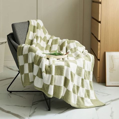 Checkerboard Throw Blanket, Green Checkered Throw Blanket, Checkered Blanket Aesthetic, Green Checkered Blanket, Aesthetic Throw Blankets, Bunk Nook, Cute Throw Blankets, Fun Blankets, Office Blanket