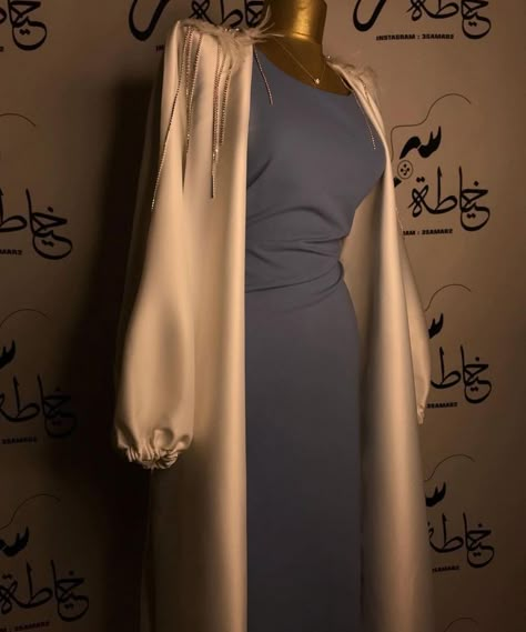 Arabic Outfit, Arabic Dress, Modest Casual Outfits, Muslim Women Fashion, Mode Abaya, Modest Dresses Casual, Fancy Dresses Long, Modesty Fashion, Effortlessly Chic Outfits