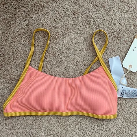 Removable Pads And Adjustable Straps Billabong Swimwear Bikinis, Billabong Swimwear, Baithing Suits, Pretty Swimsuits, Green Bathing Suits, Summer Bathing Suits, Billabong Swim, Beach Fits, Swimsuits Outfits