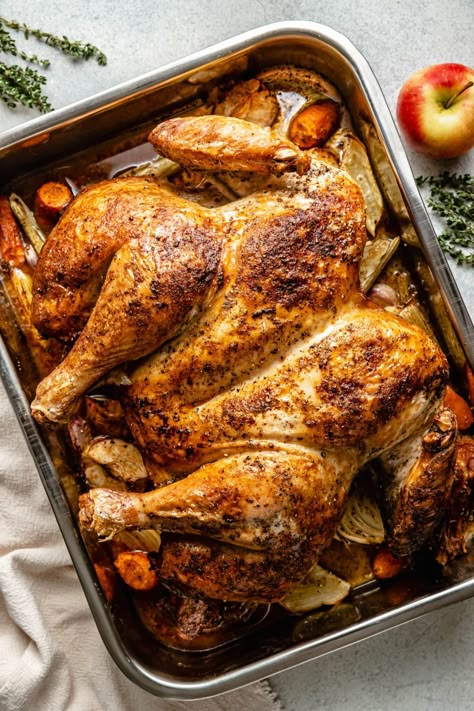 This Roasted Spatchcock Turkey recipe is incredibly simple and a great introduction to roasting a whole turkey. All you need are a few simple ingredients for a delicious and juicy turkey. Spatchcock Turkey Recipe, Turkey Roasted, Spatchcock Turkey, Turkey Meals, Whole Turkey Recipes, Roast Turkey Recipes, Keto Thanksgiving, Midnight City, Oven Roasted Turkey