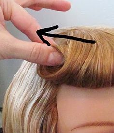 The (beautiful) Women Vintage Hairstyle Tutorial - Bobby Pin Blog / Vintage hair and makeup tips and tutorials Vintage Hair And Makeup, Bumper Bangs, Faux Bangs, Vintage Hairstyle, Vintage Hairstyles Tutorial, 50s Hairstyles, Makeup Hacks Tutorials, Rockabilly Hair, Hair And Makeup Tips