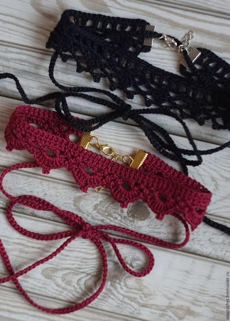 Crochet Necklace Pattern, Crochet Jewelry Patterns, Mode Crochet, Crochet Design Pattern, Crochet Clothing And Accessories, Crochet Fashion Patterns, Crochet Bracelet, Diy Crochet Projects, Crochet Inspo