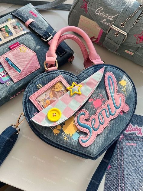 New Jeans Beach Bag, Y2k Products, Y2k Gifts, Y2k Items, Bag Shapes, Y2k Heart, Y2k Handbag, Heart Purse, Kawaii Bags