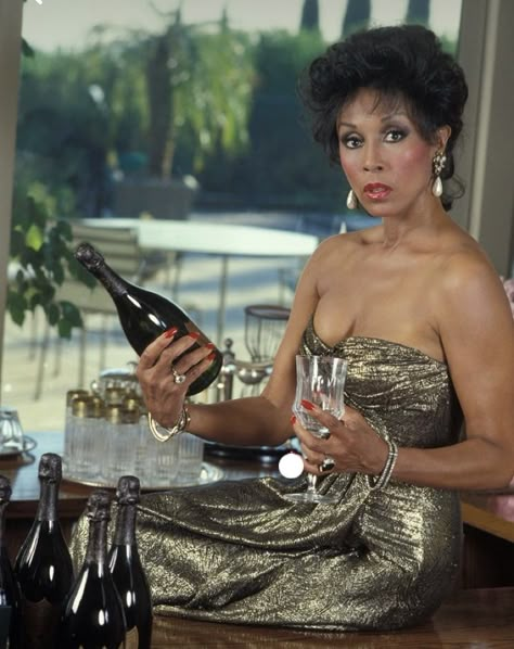 Diane Carroll, Black Hollywood Glamour, Book Club Questions, Diahann Carroll, Black Actresses, Black Glamour, Glamour Vintage, Vintage Black Glamour, 80s Vibes