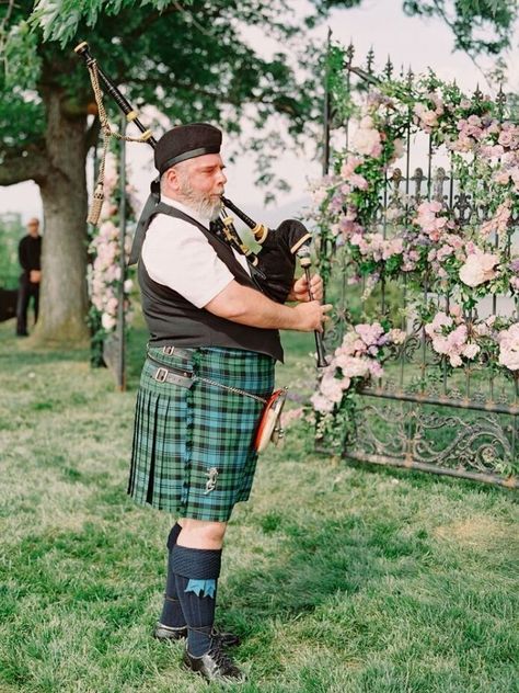 The 13 Irish Wedding Traditions You Should Know Ceremony Backdrop Diy, Wedding Processional Music, Wedding Ceremony Backdrop Diy, Reading Wedding, Wedding Reading, Irish Wedding Traditions, Old Fashioned Wedding, Wedding Processional, Wedding Ceremony Decoration