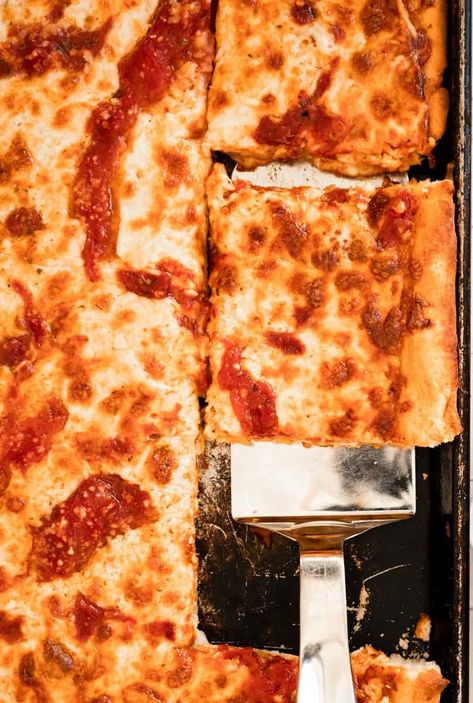 Pizza Sheet Pan, Sicilian Pizza Recipe, Overnight Pizza Dough, Pan Pizza Recipe, Sheet Pan Pizza, Tomato Sauces, Easy Sauce Recipe, Pizza Pies, Making Pizza Dough