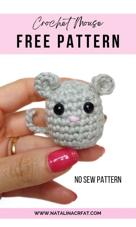 Image of a crocheted mouse amigurumi crafted using the no-sew crochet pattern Crochet Mouse Pattern, Football Crochet, Mouse Amigurumi, Fast Crochet, Tiny Crochet, Mouse Pattern, Easy Crochet Animals, Cozy Crochet Patterns, Quick Crochet Patterns