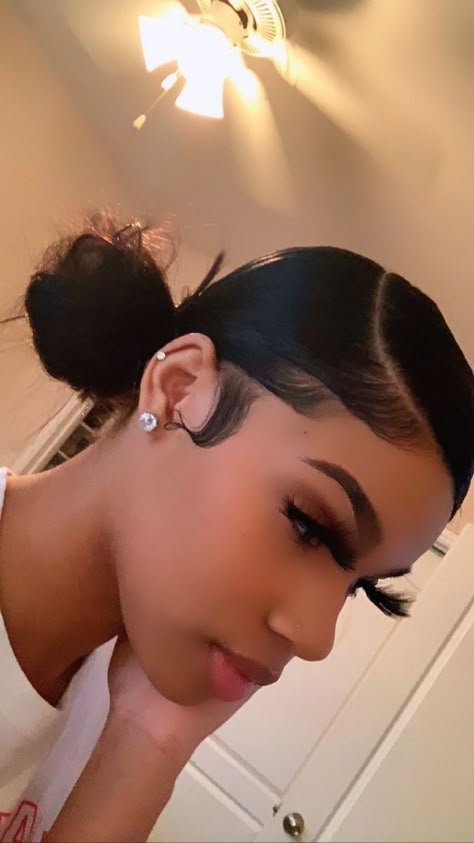 Slick Bun, Big Hair Bands, Natural Hair Bun Styles, Girl Hair Colors, Edges Hair, Slicked Back Hair, Natural Hair Styles Easy, Slick Hairstyles, Hair Ponytail Styles