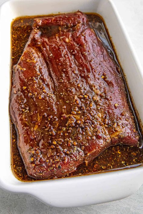 Flank Steak Marinade, Marinade Flank Steak, London Broil Recipes, Beef Flank Steak, Beef Flank, Steak Marinade Recipes, Beef Marinade, Marinated Flank Steak, Flank Steak Recipes