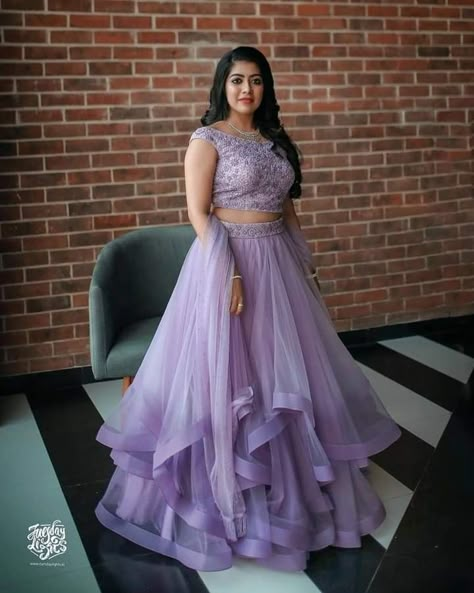 Lehanga Sets For Women, Pastel Gowns Indian, Lehenga Designs For Reception Indian, Long Frocks For Reception Indian, Crop Top Lehenga For Reception, Reception Skirt And Top, Plus Size Lehenga Designs, Plus Size Gowns Indian, Plus Size Lehenga Indian