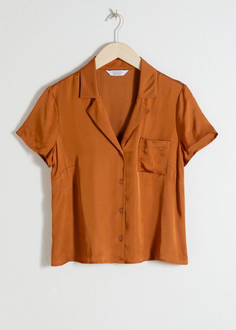 Relaxed Fit Satin Shirt - Rust - Shirts - & Other Stories Biker Look, Sneaker Trend, Party Blouse, Trouser Outfits, Chic Shirts, Simply Chic, Orange Shirt, Satin Shirt, Winter Mode