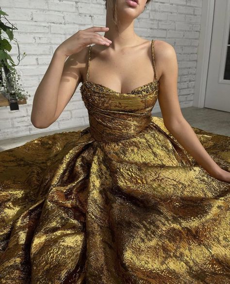 ✧ ariana ✧ on Twitter: "teuta matoshi f/w 21… " Vintage Spaghetti, Teuta Matoshi, Satin Ball Gown, Gold Gown, Dream Dresses, Long Prom Dresses, Gold Dress, Fancy Dresses, Prom Dresses Long