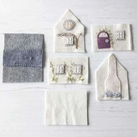 A Little Happy Tutorial ~ WoolFelt Little House Pincushion | A Little Happy Place Make A Pin Cushion, Felt Houses, Felt House, Wool Felt Projects, Felt Crafts Christmas, Felt Embroidery, Felt Projects, Wool Projects, Fabric Houses