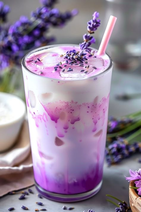 Lavender Milk Tea Recipe - A Creamy and Soothing Delight! Cafe Beverages Drinks, Japanese Drinks Recipe, Milk Tea Photography, Lavender Milk Tea, Milk Tea Recipe, Lavender Milk, Spring Drinks, Mixology Recipes, Drinks To Make At Home