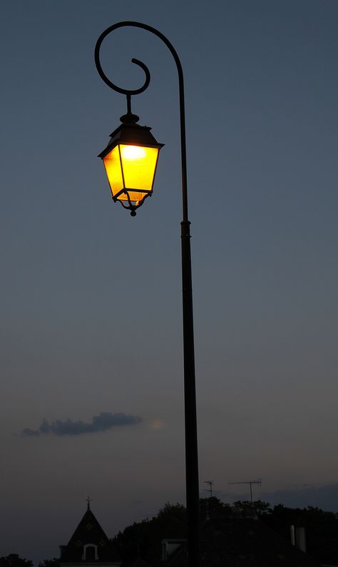 street lamp | por gchurch44, Fr. Street Lamp Post, Urban Lighting, Lantern Post, Light Pole, Lantern Lamp, Old Street, Street Furniture, Street Lamp, Garden Lamps