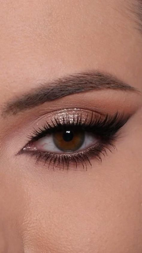 Makeup Ideas For Evening Party, Bridesmaids Make Up Brown Eyes, Day Time Smokey Eye, Step By Step Eye Makeup Tutorial, Eyemakeup Brown Natural, Daytime Eye Makeup Natural Looks, Day Party Makeup Look, Simple Elegant Eye Makeup, Brown Eyed Makeup Looks